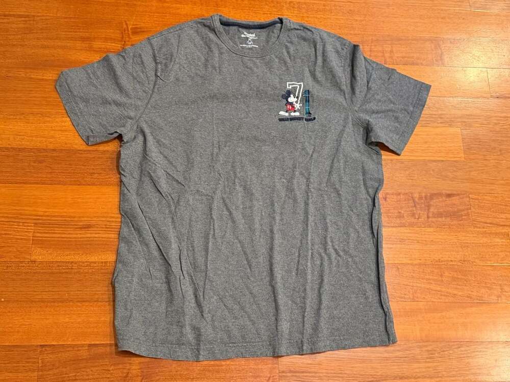 Disney Walt Disney World 71 Mickey Mouse T-Shirt Size XXL Gray Cotton Short